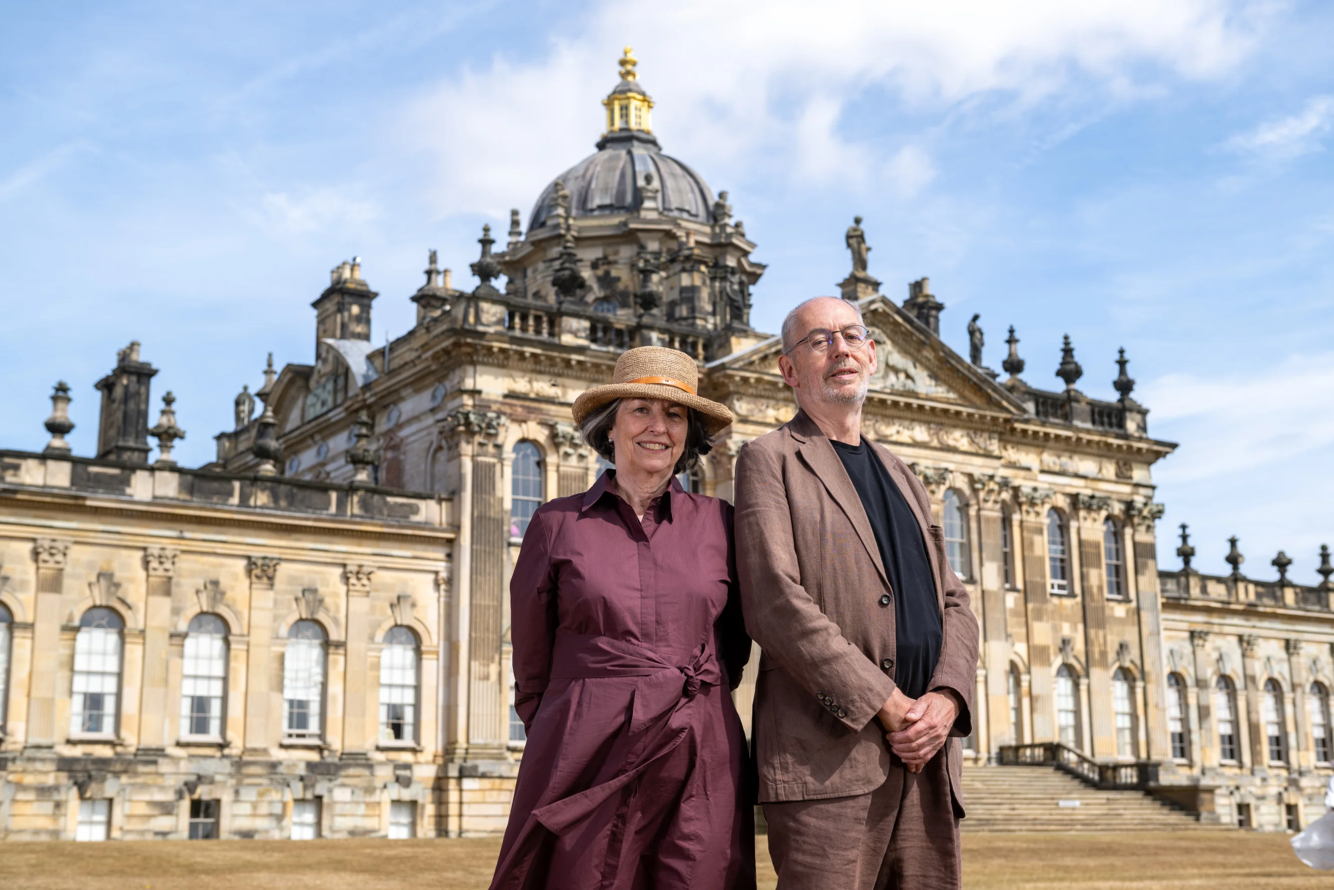 The Hon Nicholas and Victoria Howard