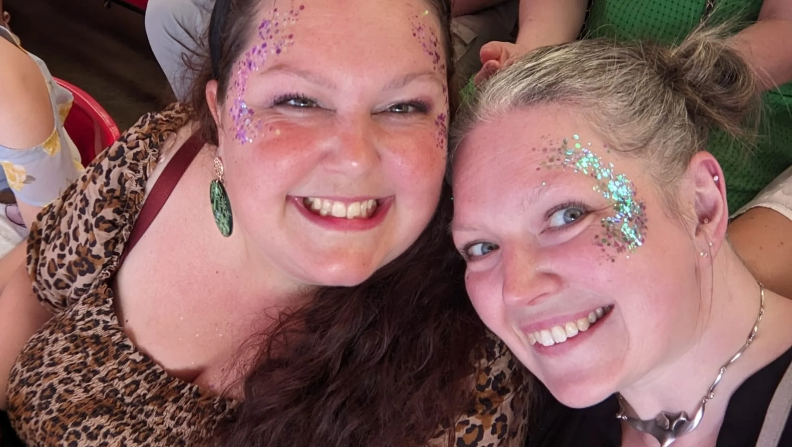 Steph with her friend at a concert